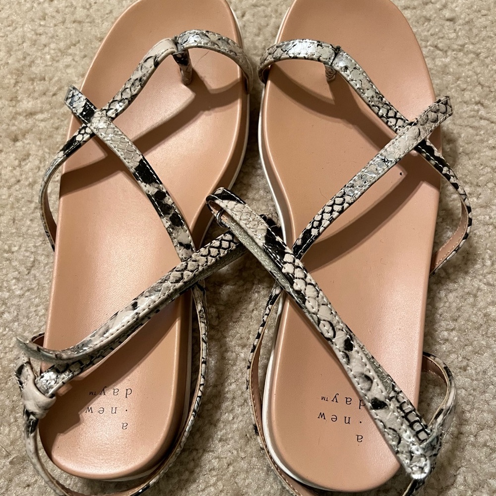 A New Day Black and Tan Strappy Sandals